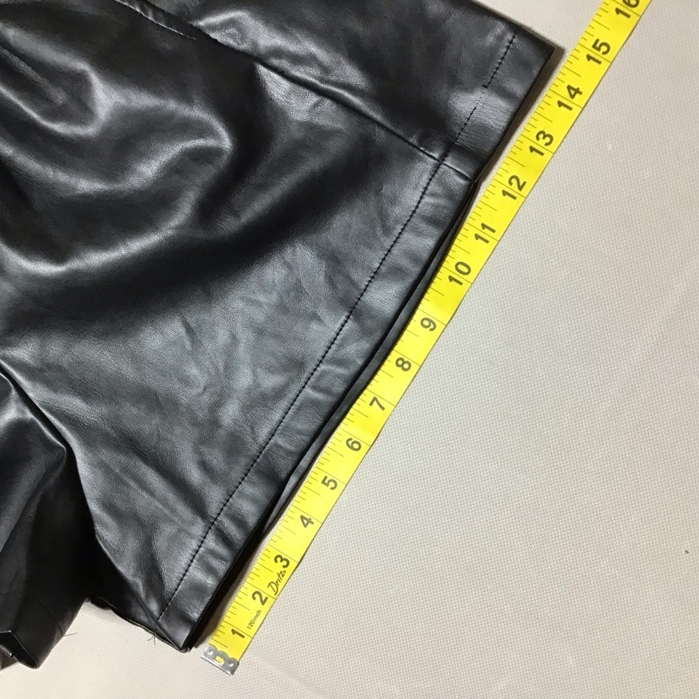 ILLA ILLA Black High Waist Faux Leather Shorts - Picture 10 of 11